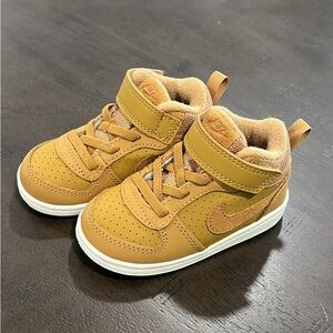 Nike Kids Brown Sneakers